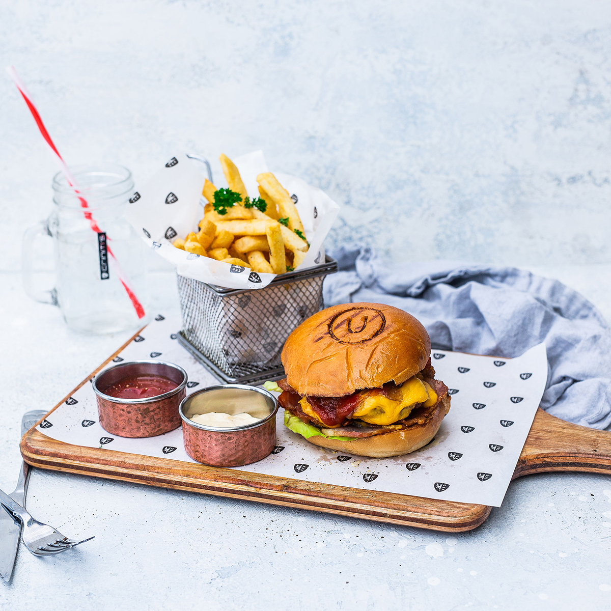 halloumi veggie burger